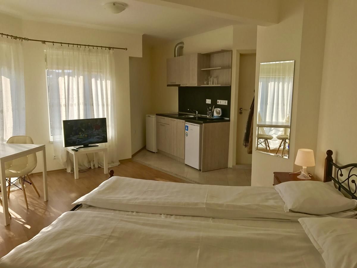 Апарт-отели Villa Livia - Guest Apartments Равда-38